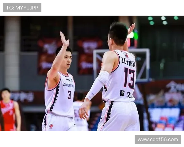 成都篮球队与武汉篮球队赛后复盘分析速度对抗的关键因素与影响